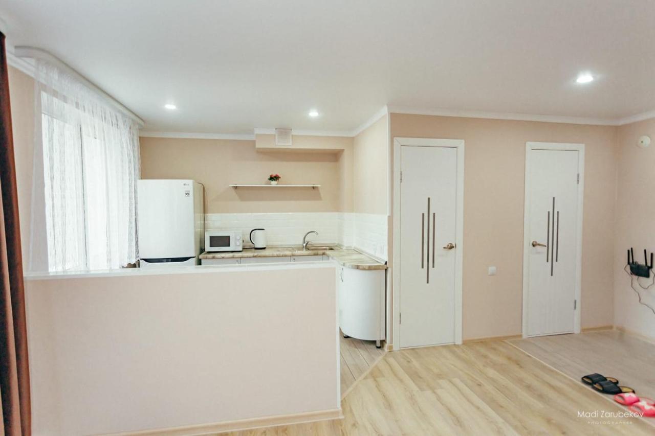 Cosy flat Apartment Semei Exterior foto
